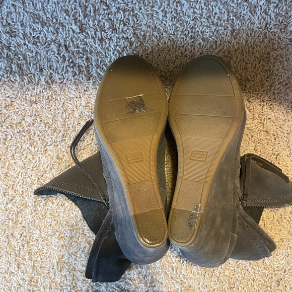 Toms 3" Wedge Booties - Picture 4 of 4